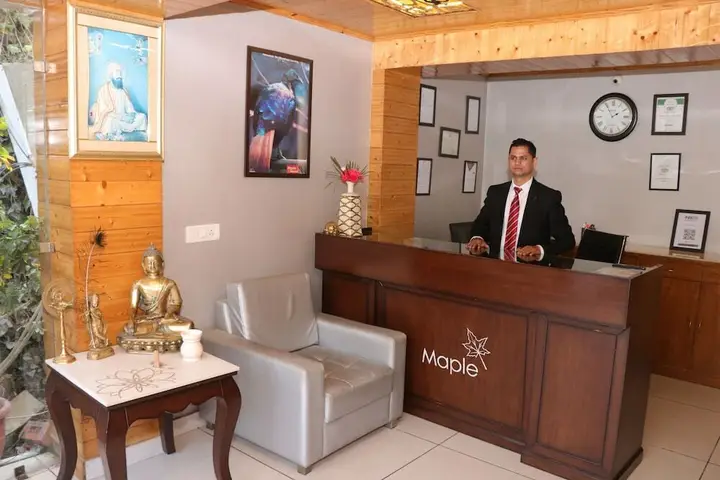 Куфри: Maple Resort Chail