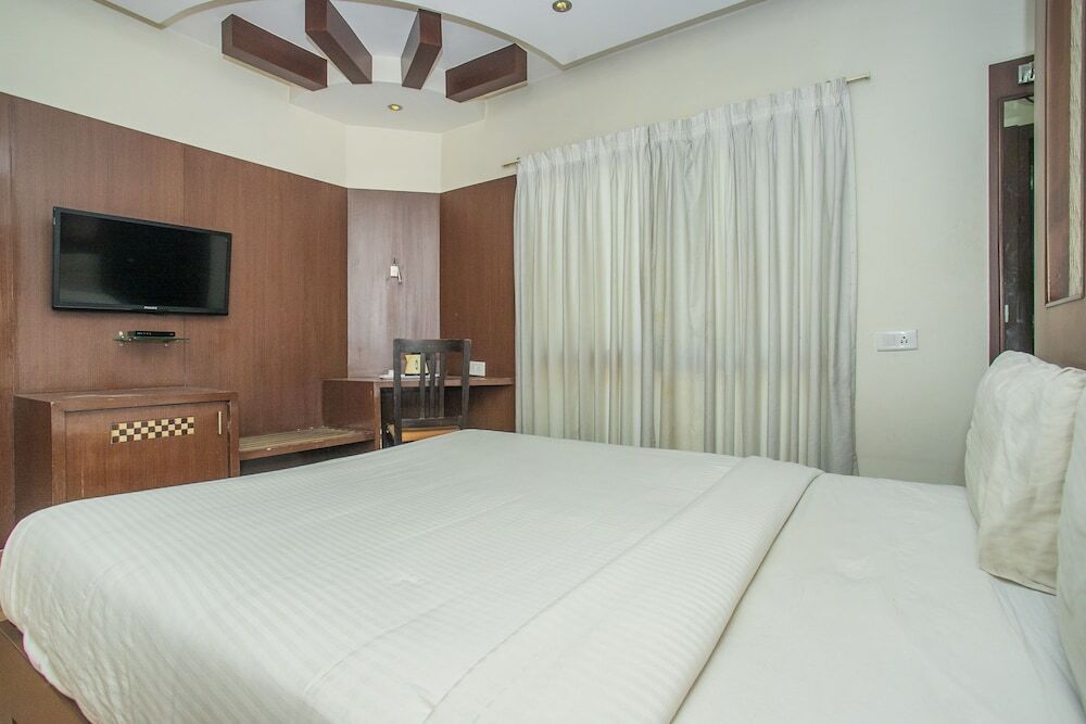 Бангалор: R D Suites A Business Hotel