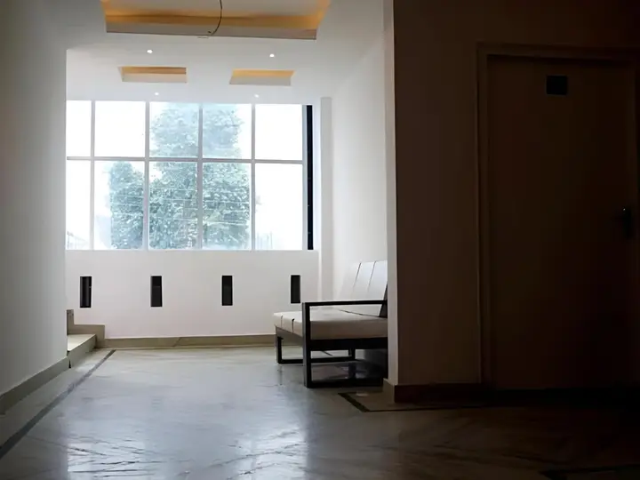 Лакхнау: Hotel Golden Sky