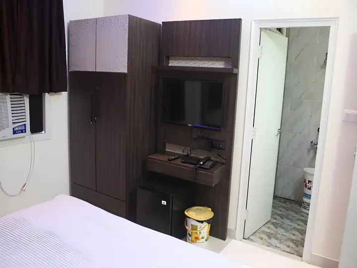Лакхнау: Hotel Golden Sky