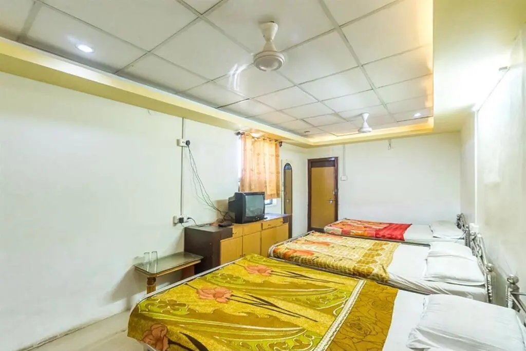 Бхавнагар: Hotel Sankalp