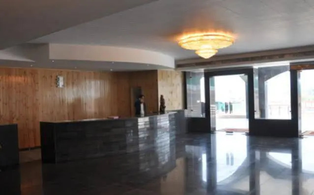 Бахадургарх: Motel Gajraj Continental by OYO Rooms