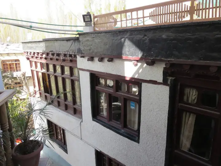 Лех: Nezer View Guest House