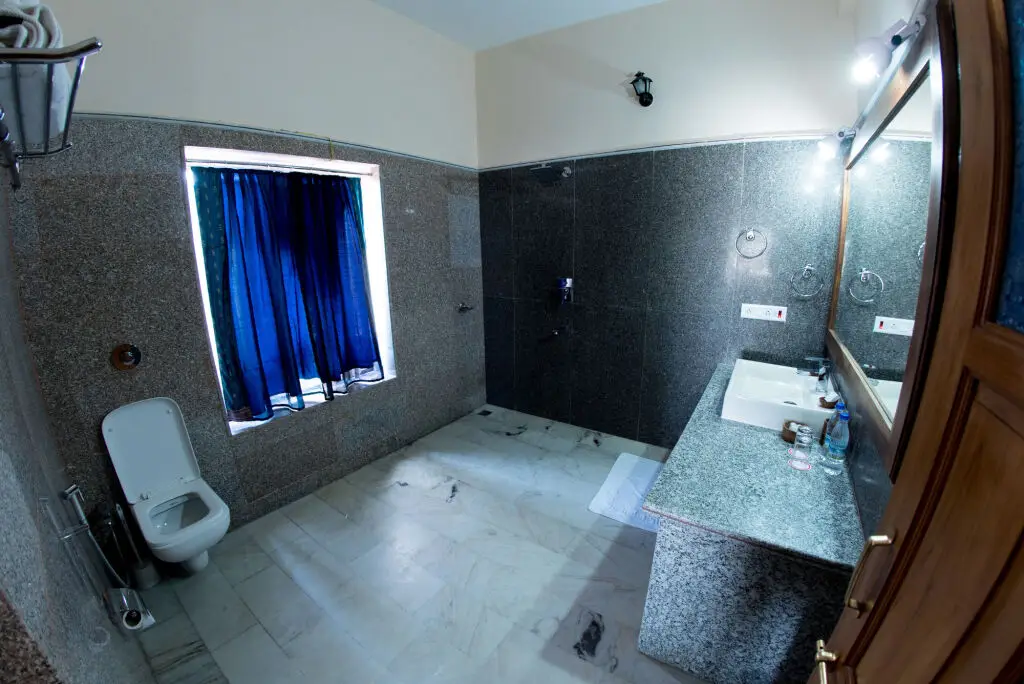 carousel image 3