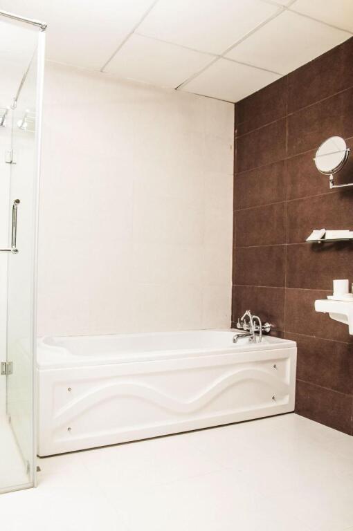 Перумал Ковил Пати: Hotel Indraprastha