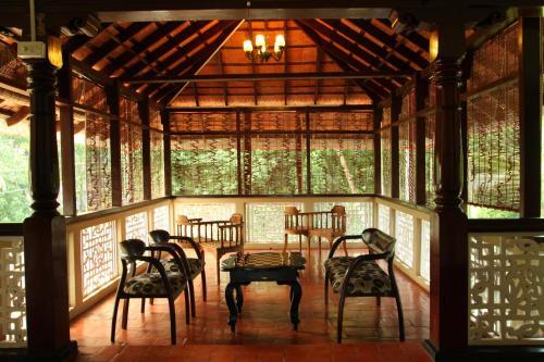 Pudukad: Niramayam Heritage Ayurveda Retreat