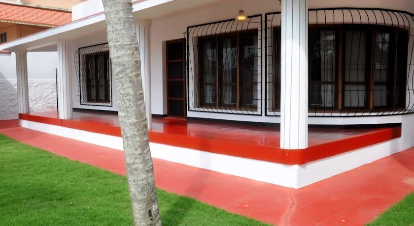 Kovalam Light House Beach House — фото 1