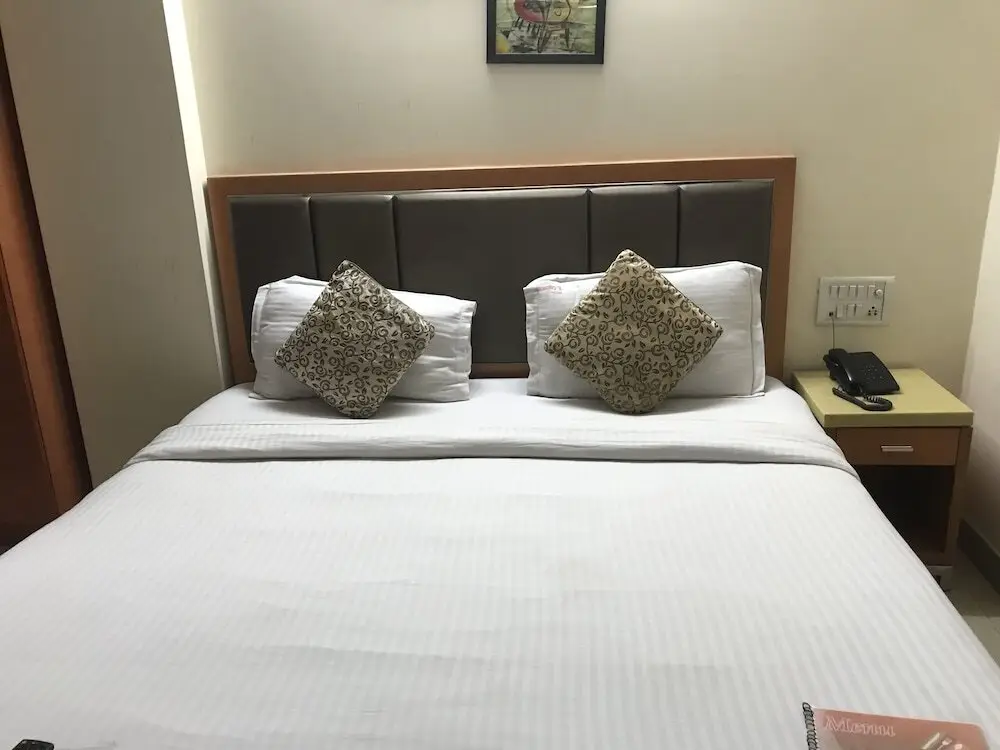 Hotel R Continental — фото 1