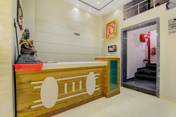 Нью-Дели: Hotel R Continental