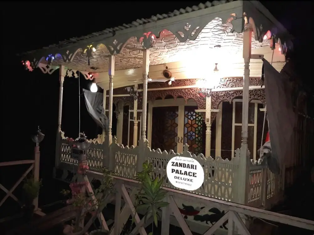 Houseboat — фото 1
