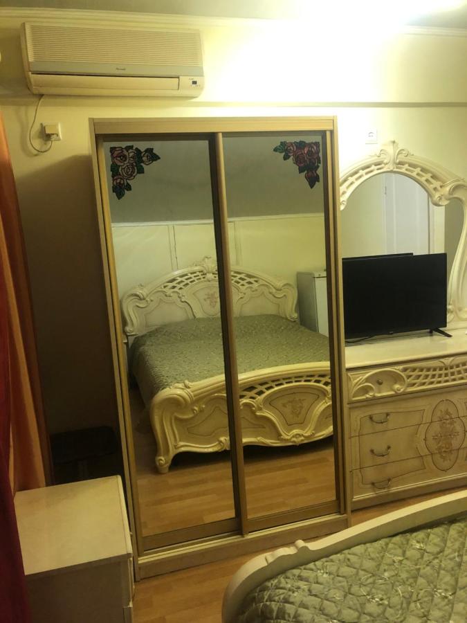 Витязево: Guesthouse Elena