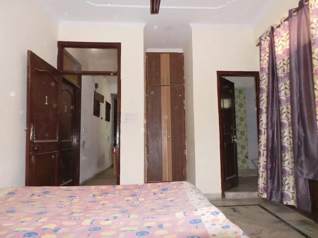 Нью-Дели: Indu PG House