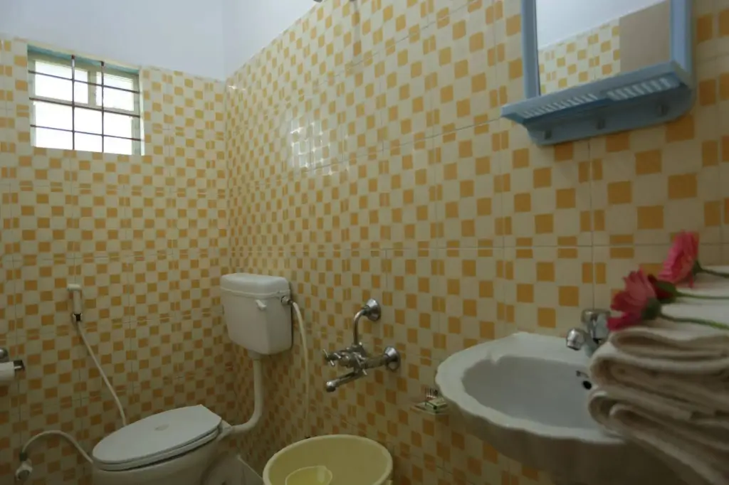 Chikkajala: Ample Inn