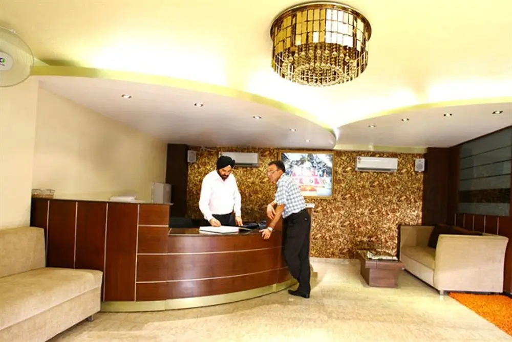 Нью-Дели: Hotel S&B East Inn