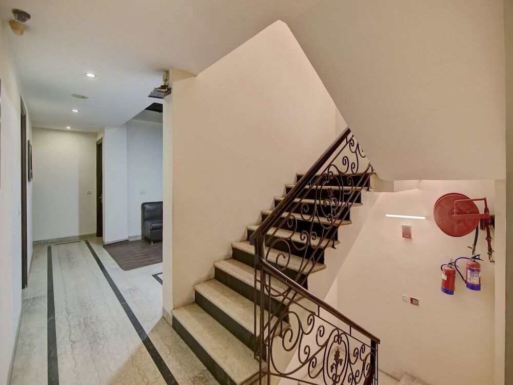 Нью-Дели: Hotel S&B East Inn