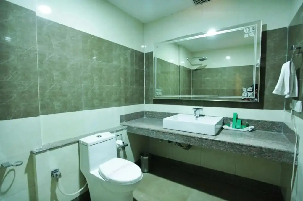 Шринагар: Hotel Grand Mumtaz Towers