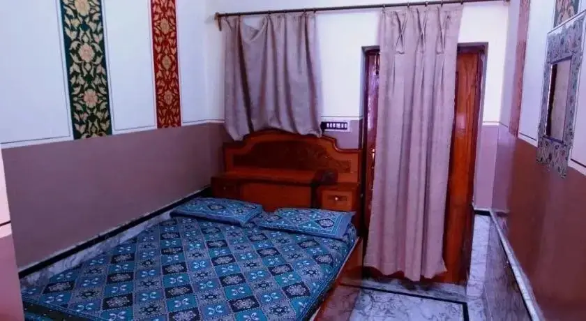 Биканер: Shanti House