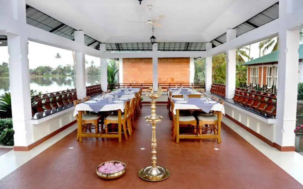 Чампакулам: Riverine Resort