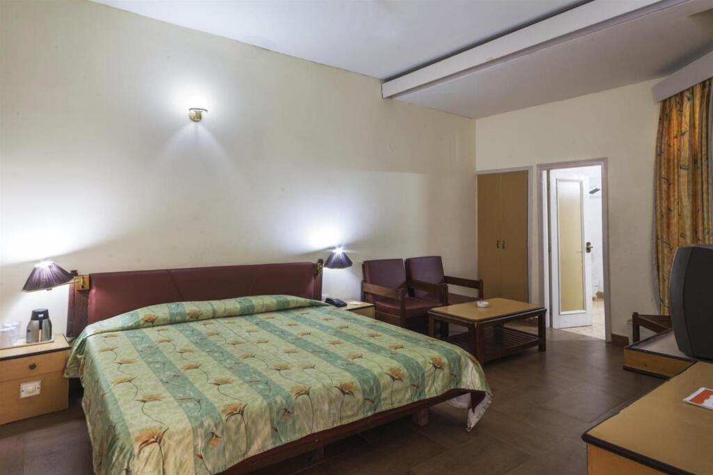 Катра: Hotel Asia Shripati