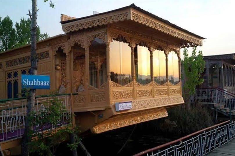 Шринагар: Shahbaaz Group of Houseboats