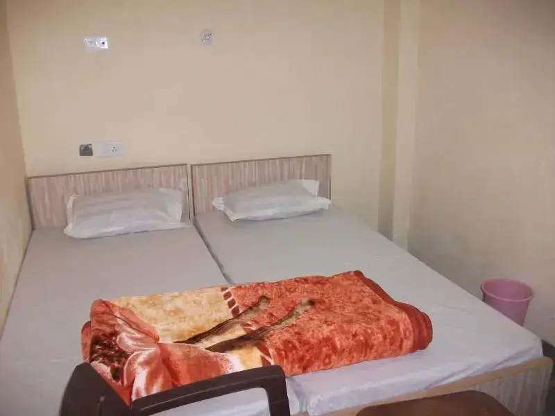 Варанаси: Holy City Paying Guest House