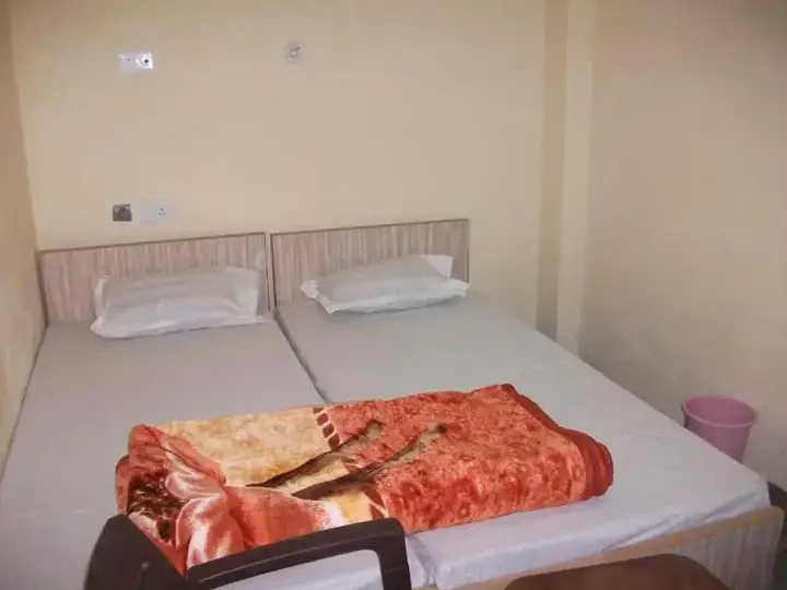 Варанаси: Holy City Paying Guest House