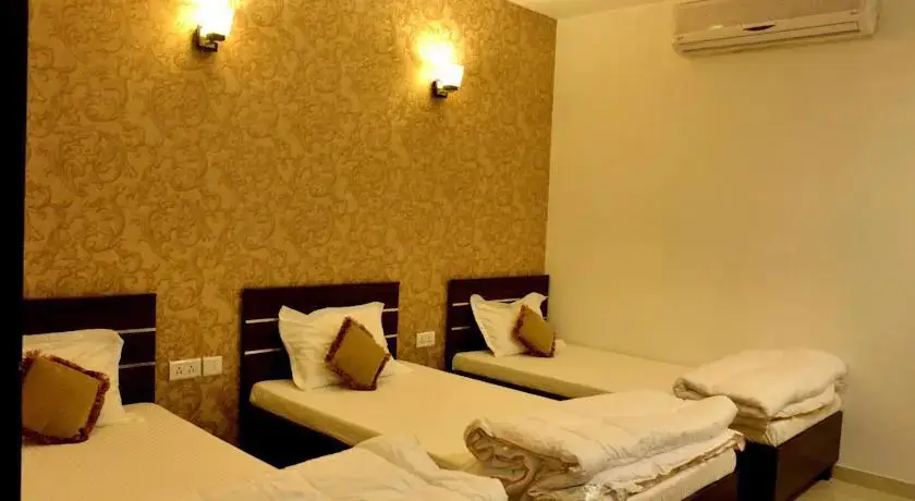 Нью-Дели: Bukhara Inn