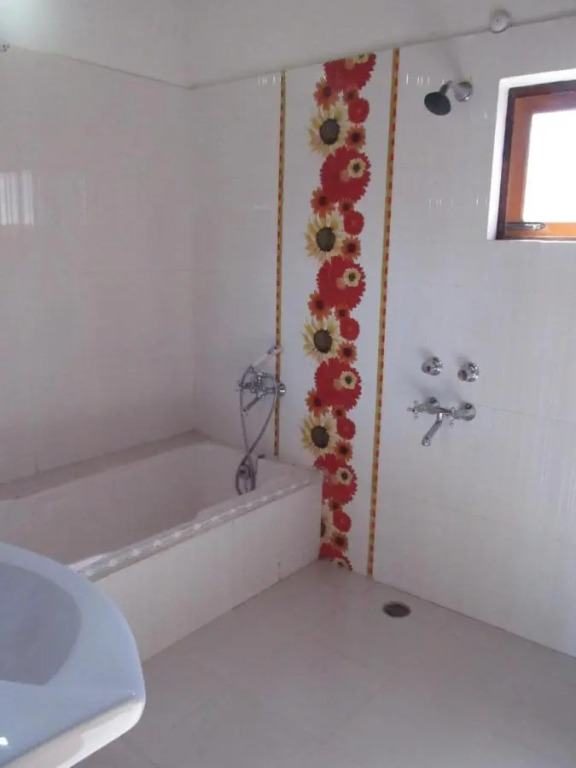 Bageshwar: Ojaswi Resort