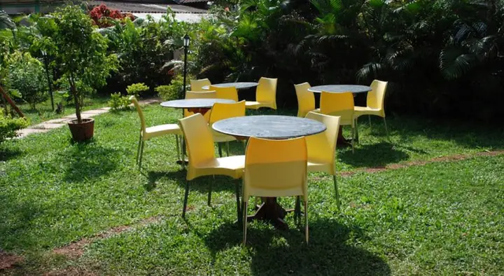 Кандолим: Sea Breeze Beach Resort Candolim