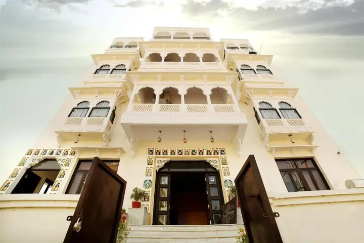 Удаипур: Hotel Royal Pratap Niwas