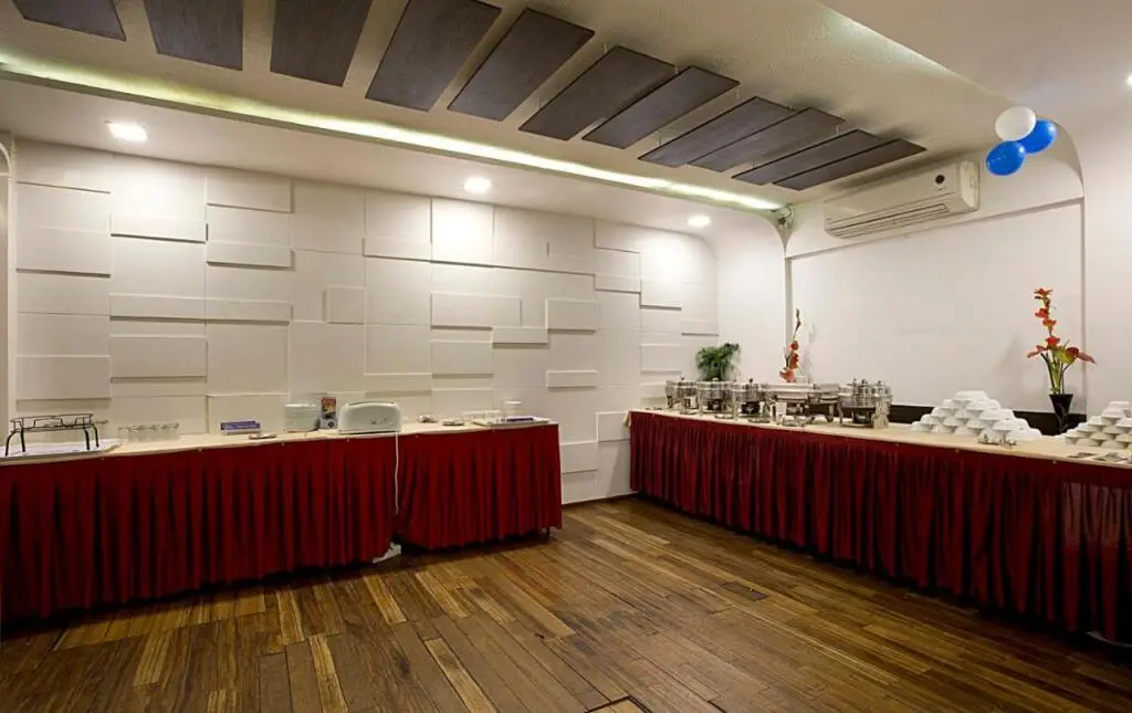 Мумбаи: Planet Boutique Hotel