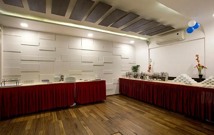 Мумбаи: Planet Boutique Hotel