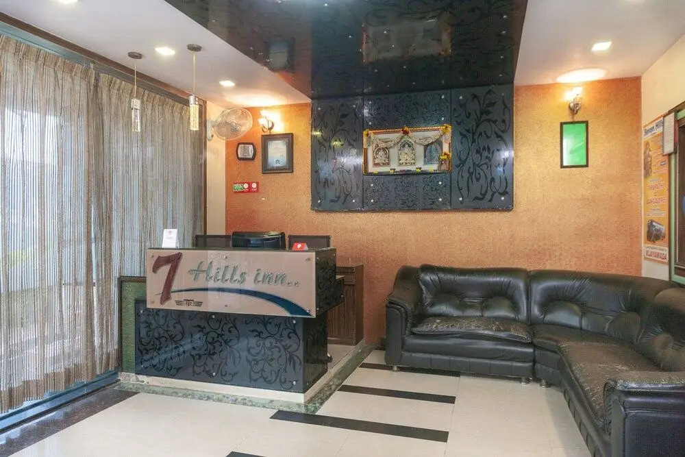 Тирупати: Hotel 7 Hills Inn