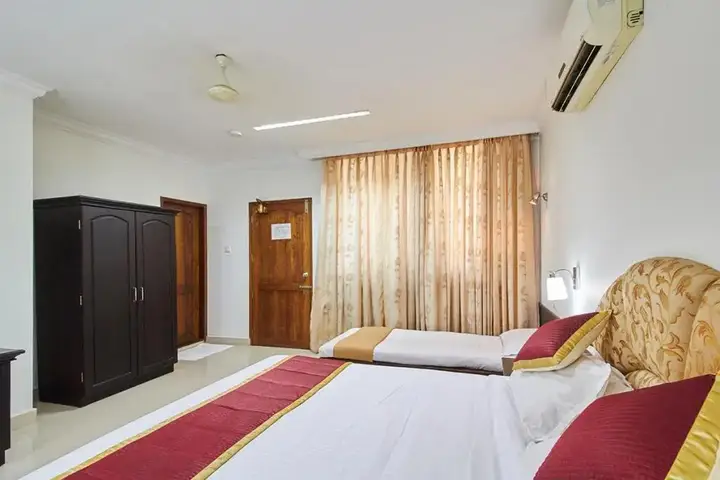 Тируванантапурам: Hotel Sabari Park