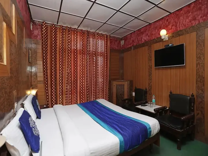 Наинитал: Hotel Ankur Plaza Deluxe by OYO Rooms