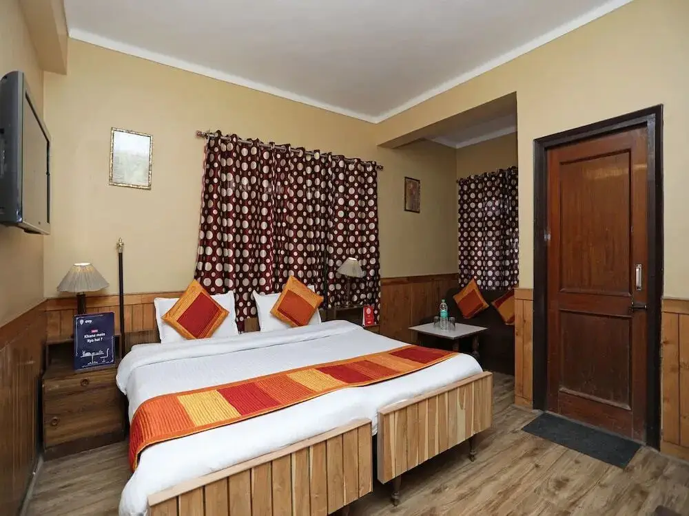 Наинитал: Hotel Ankur Plaza Deluxe by OYO Rooms