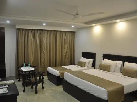 Usha Kiran Palace — фото 1