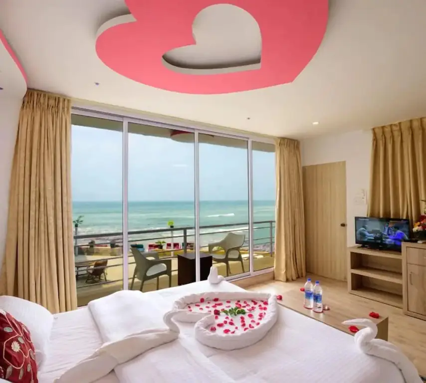 Ашвем: Royal Aarya Beach Resort