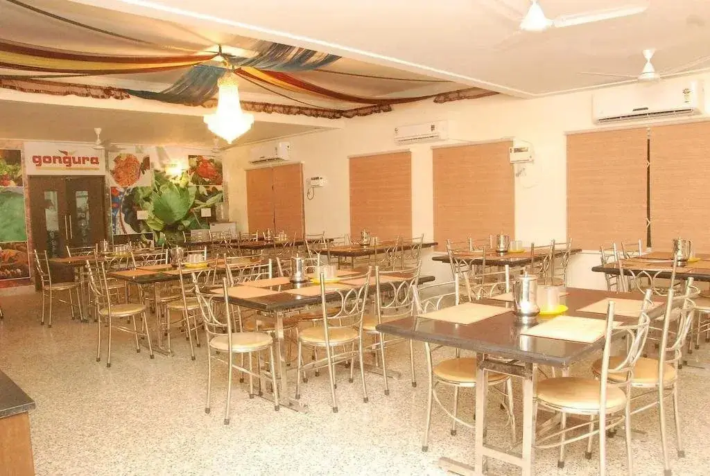 Палаясиварам: Hotel Nalaas Aappakadi-Kanchipuram
