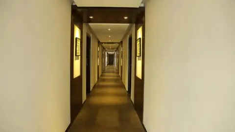 Vits By Spree Hotels Le Pebble — фото 1