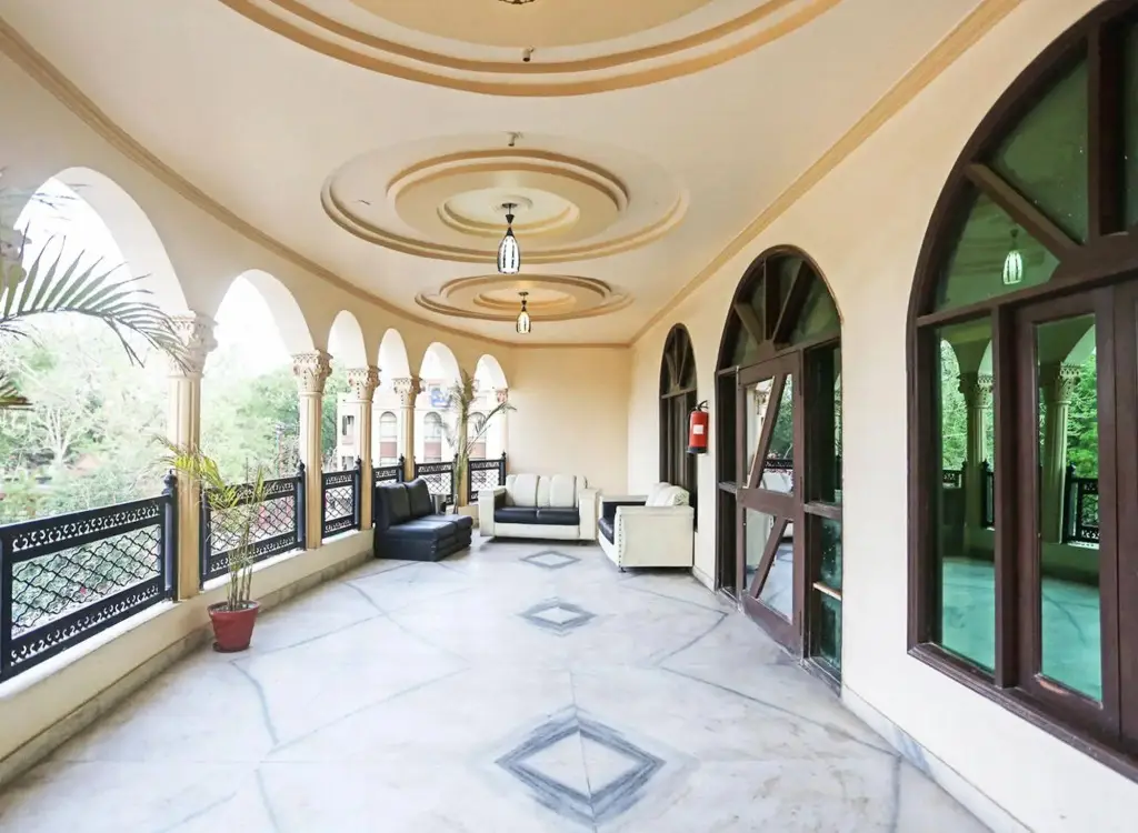 Агра: Optimum Tara Palace