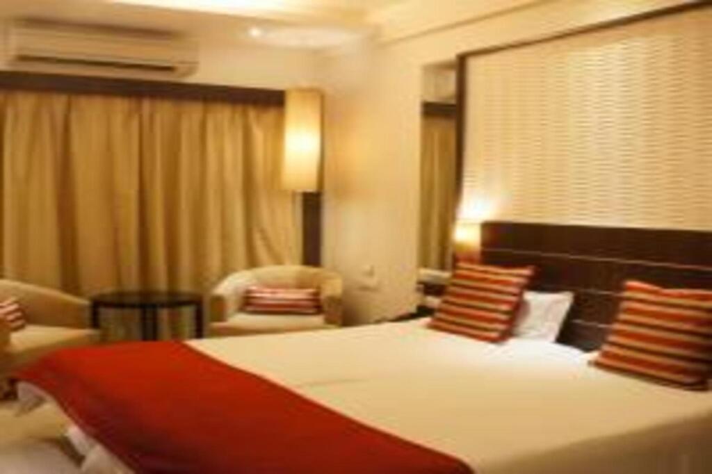 Кота: Hotel Surya Royal