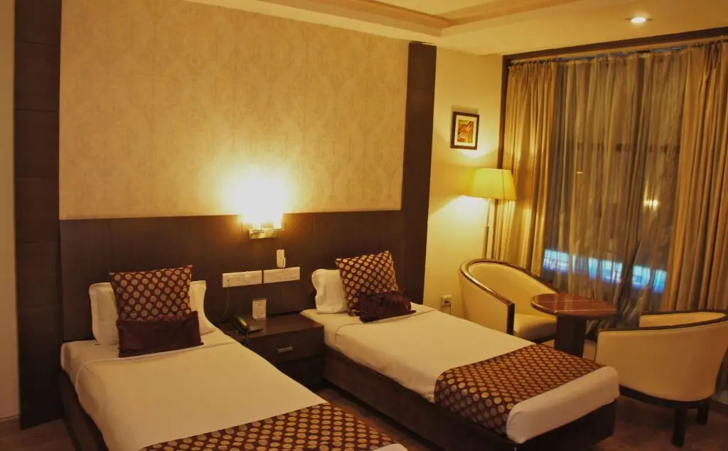 Кота: Hotel Surya Plaza