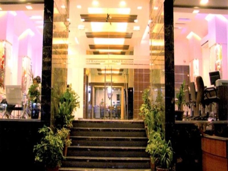 Пуна: FabHotel Rajdhani I