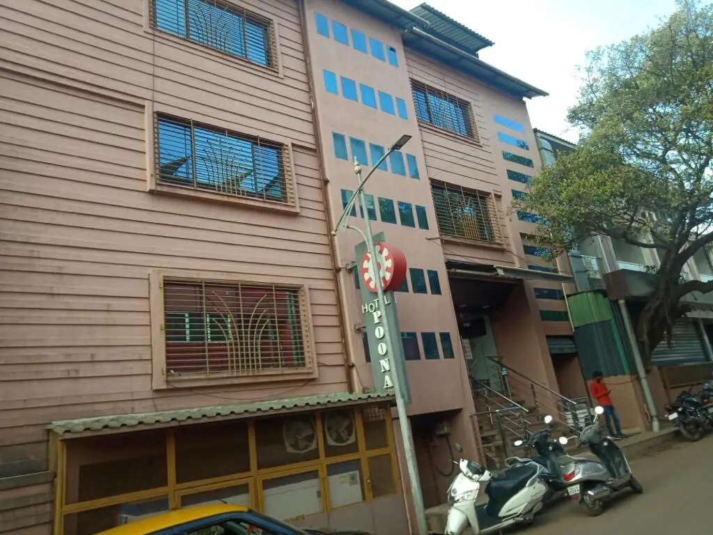 Hotel Poonam — фото 1