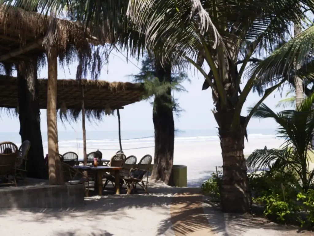 Ашвем: Palm Grove Beach Resort
