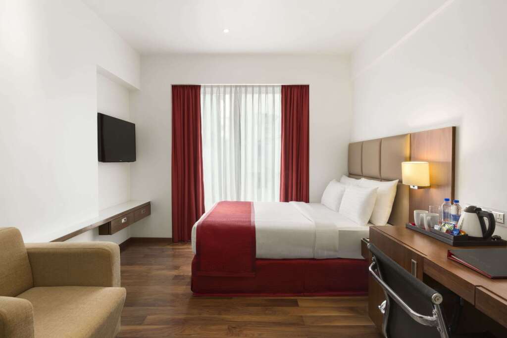 Бангалор: Ramada Encore by Wyndham Bangalore Domlur