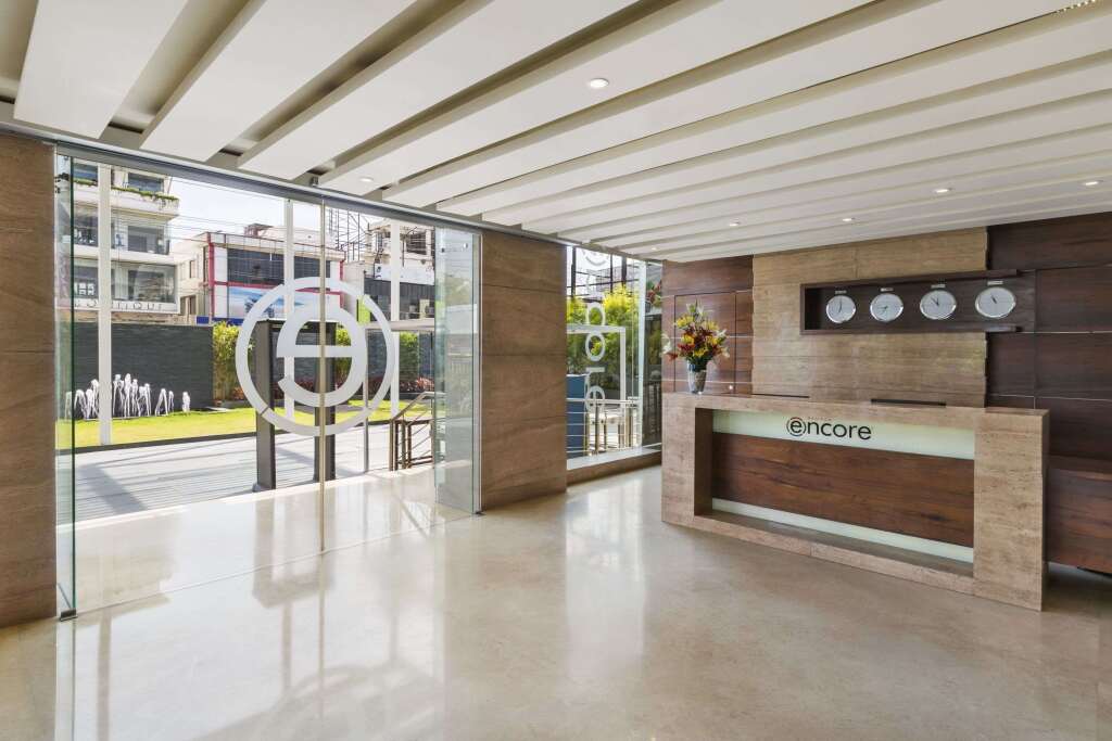 Бангалор: Ramada Encore by Wyndham Bangalore Domlur