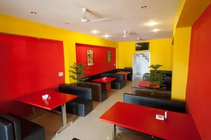 Пушкар: R.R.Hotel Restaurant & Lounge