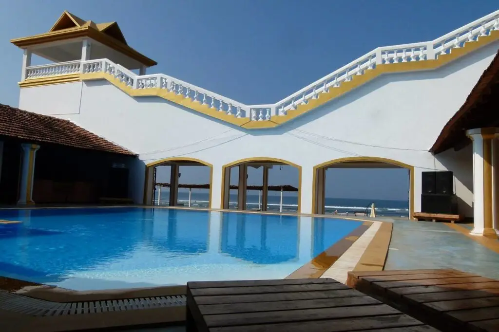 Мандрем: Beach Street Resort